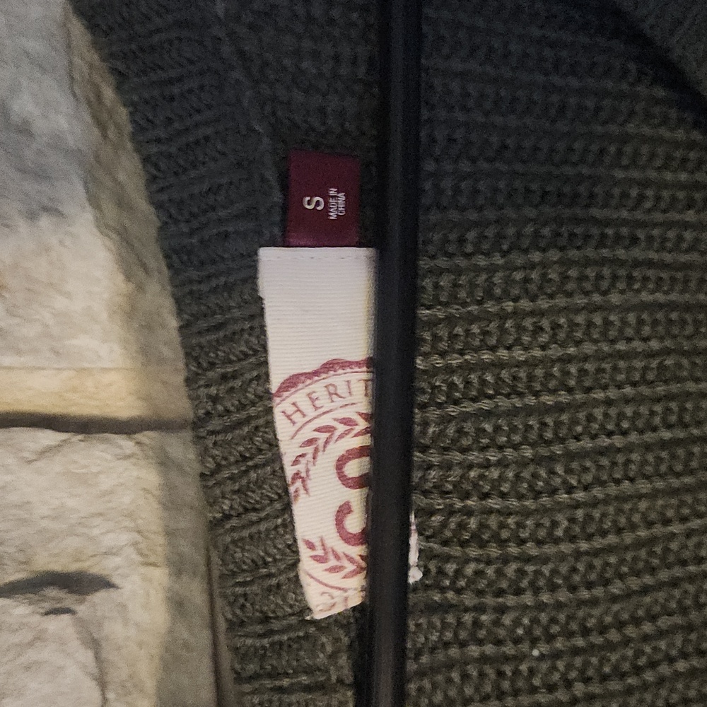 Sweater - Picture 3 of 4
